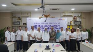 Serah Terima Sertifikat Sistem Manajemen Anti Penyuapan (SMAP) ISO ...